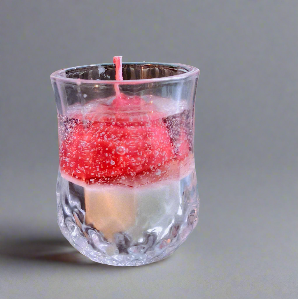 Dual-Layer Gel Wax Candle in Textured Glass – Strawberry & Vanilla Scented